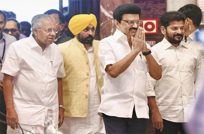 MK Stalin with Telangana, Punjab and Kerala Chief Ministers Revanth Reddy, Bhagwant Mann and P Vijayan