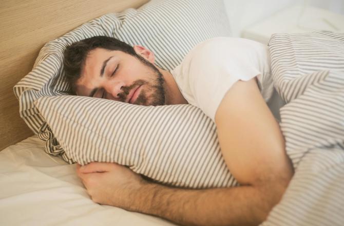 مناسب نیند سے یہ چھ حیرت انگیز فوائد حاصل ہوتے ہیں