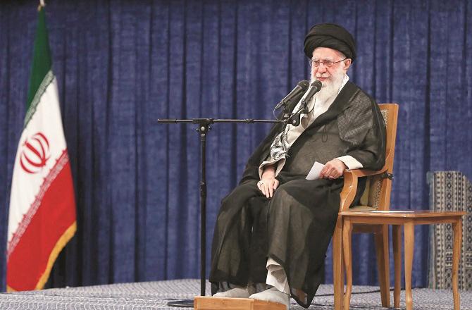 Khamenei addressed a program held in memory of martyred President Raisi. Photo: INN