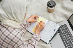 روزانہ اپنے اخراجات ایک ڈائری میں لکھنے کی عادت کیوں اپنانی چاہئے؟