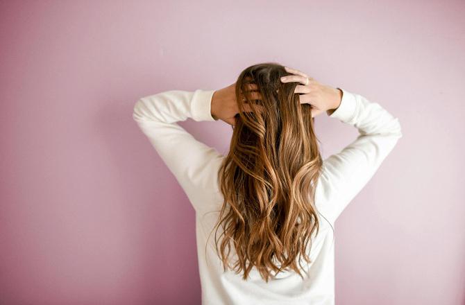 بال دھونے سے پہلے یہ باتیں جاننا کیوں ضروری؟