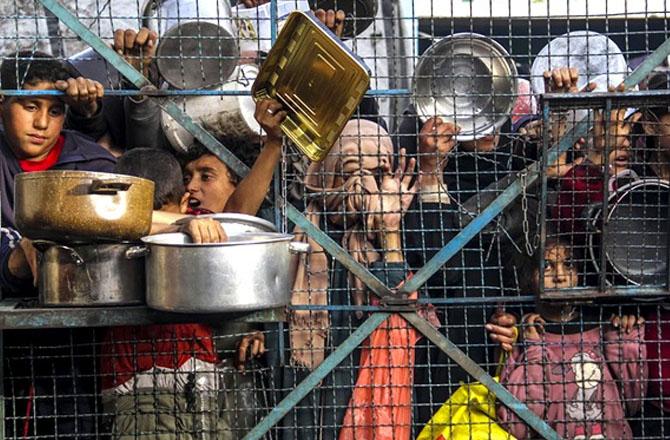 The global hunger situation has increased to an alarming level. Photo: INN.