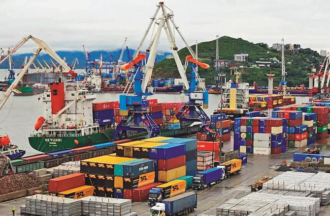 All shipments coming to India are being checked to ensure that Pakistani goods do not reach India through fraudulent routes. Photo: INN