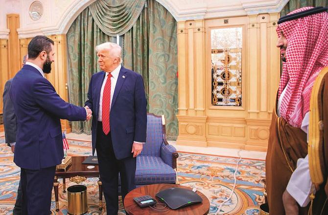 Trump met with Syrian leader Ahmed al-Sharaa during his recent visit to Saudi Arabia. Photo: INN