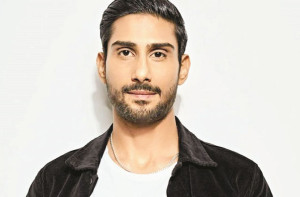 پرتیک سمیتا پاٹل اپنی والدہ کی وراثت کو آگے بڑھارہے ہیں