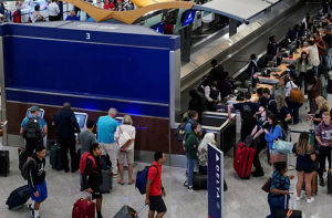 امریکی وارننگ، متعدد بین الاقوامی ایئر لائنز نےوینزویلا سے پروازیں معطل کردیں