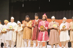 مشہورڈرامہ ’آخری شمع‘ کو ۵۶؍ سال مکمل ، اس کا حالیہ شو بھی بے حد پسند کیا گیا