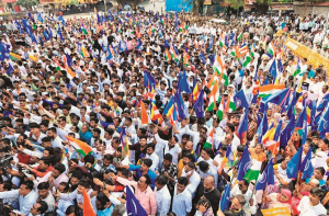 مہاراشٹر کے سیاسی اور سماجی منظر نامے میں اچانک تبدیلی کیوں نظر آنے لگی؟