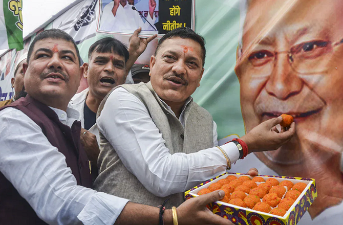 Early trends suggest the ruling NDA is comfortably crossing the majority mark. Photo: INN