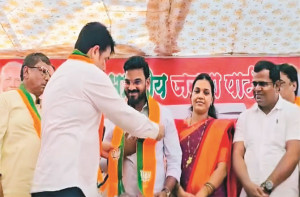  بی جے پی نے جس پر سادھوئوں کے قتل کا الزام لگایا ، اسی کو پارٹی میں شامل کر لیا