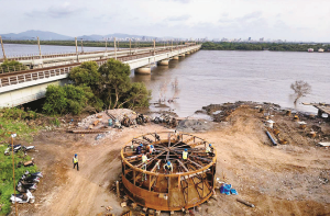 بوریولی۔ ویرار کے درمیان پانچویں اور چھٹی لائن کا کام سست روی کا شکار