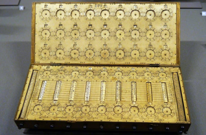 فرانس: پیرس کی عدالت نے قدیم ترین کیلکولیٹر کی نیلامی روک دی