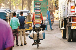 انڈوں کے دام آسمان پر ، سپلائی میں کمی اصل سبب