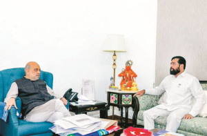  امیت شاہ نے ایکناتھ شندے کو بیرنگ لوٹا دیا ؟