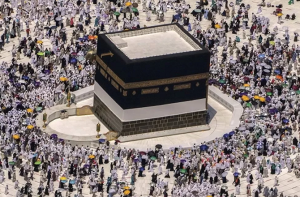 سعودی عرب: ایک ماہ میں حرمین شریفین میں زائرین کی تعداد ۶۶ء۶؍ کروڑ سے تجاوز