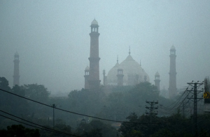 پاکستان: لاہور فضائی آلودگی میں دنیا میں دوسرے مقام پر پہنچ گیا