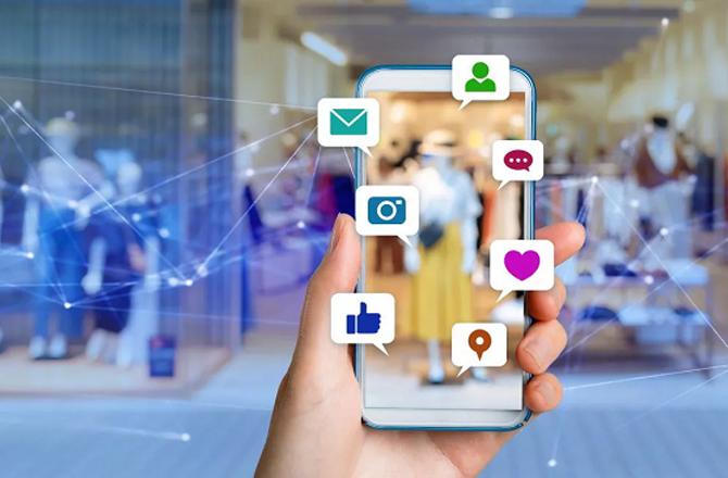 ملائیشیا: آئندہ سال۱۶؍ سے کم عمر بچوں کے سوشل میڈیا اکاؤنٹ بلاک کرنے کا منصوبہ