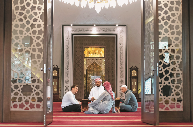 بنی آدم کو جس علم کی ضرورت تھی وہ قرآن مجید جیسی کتابِ ہی میں مل سکتا تھا 