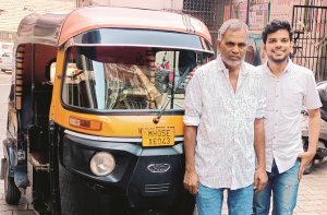 آٹورکشا ڈرائیور کے بیٹے نے چارٹرڈ اکاؤنٹنٹ بن کر مثال قائم کر دی