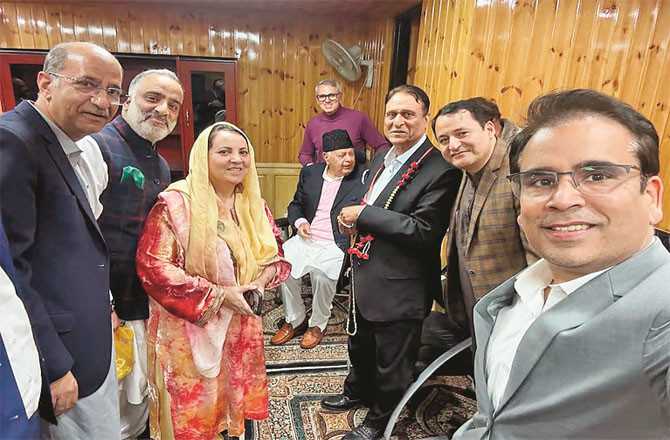 National Conference`s Chaudhry Muhammad Ramzan during a meeting with Omar Abdullah and Farooq Abdullah after their victory National Conference`s Chaudhry Muhammad Ramzan during a meeting with Omar Abdullah and Farooq Abdullah after their victory