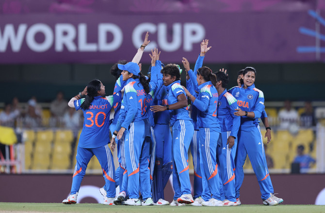 Women Cricket Team. Photo:INN