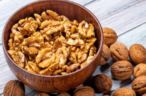 معمر افراد کو یہ غذائیں اپنی خوراک میں شامل کرنا چاہئے 