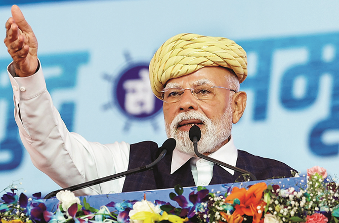 The Prime Minister has recently given Rs 10,000 each to 75 lakh women in view of the Bihar elections. Photo: INN