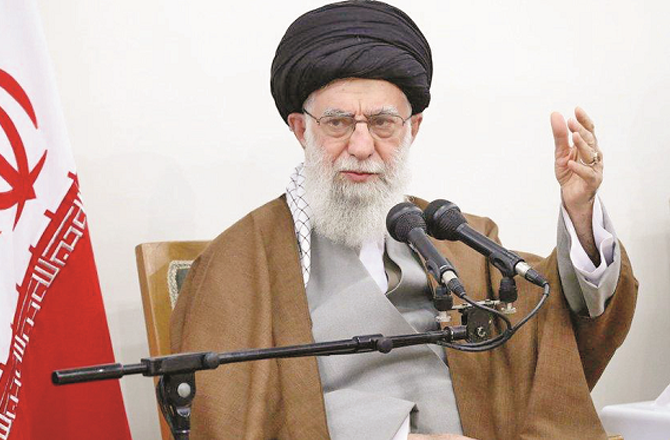 The decision was made in the presence of Supreme Leader Ayatollah Khamenei. Photo: INN.