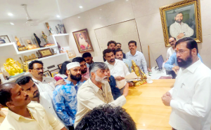 انہدامی کارروائی رکوانے کی کوشش۔ سماجی کارکنوں کے وفد کی ایکناتھ شندے سے ملاقات