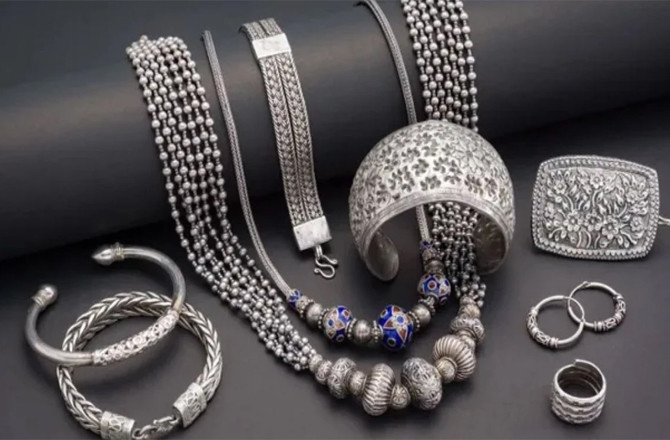 Silver Ornament.Photo:INN