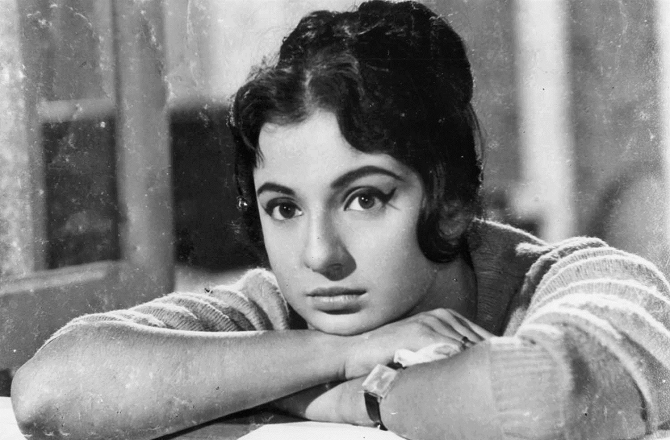 Tanuja`s mother, sister and daughters are also famous actresses. Photo: INN