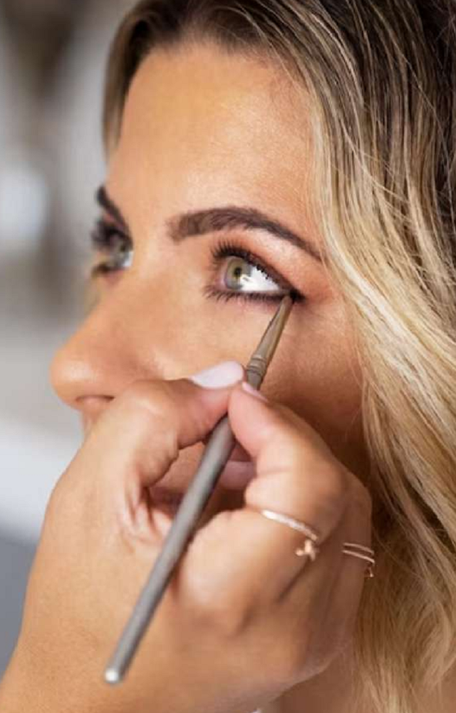 اِن آٹھ صورتحال میں میک اَپ نہ کریں 