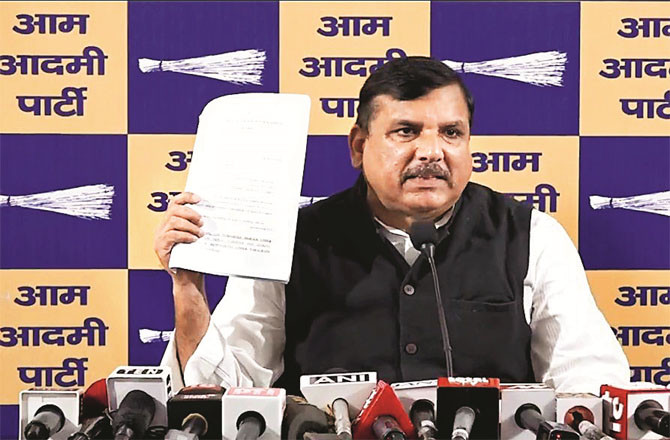  راگھو چڈھا کی دَل بدلی کو منظوری،’آپ‘ کورٹ جائیگی