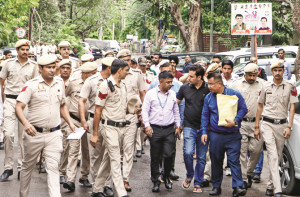 پون کھیڑا کی رہائش گاہ پر آسام پولیس کا چھاپہ،’’ دستاویز‘‘ ضبط کرنے کا دعویٰ