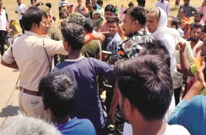 بے حسی کا عروج اورہمارا تماشائی معاشرہ