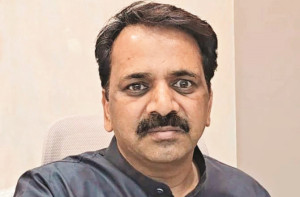 میرابھائندر :ریاستی وزیرپرتاپ سرنائک پر زمینوں پر قبضے کا سنگین الزام