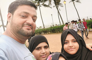 پائیدھونی :غذائی سمّیت سےمیاں بیوی اور ۲؍بیٹیوں کی موت