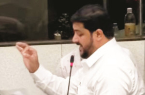 ٹی ایم سی میں مجلس کے گروپ لیڈر نے ممبرا کے مسائل اٹھائے 