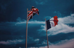 آبنائے ہرمز کے لیے فوجی منصوبہ بندی کیلئے برطانیہ اور فرانس کی عالمی کانفرنس 