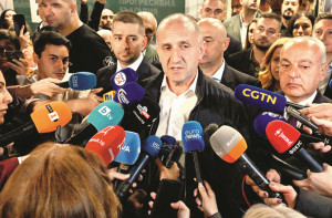 عام انتخابات میں سابق صدر رادیف کی پارٹی کو بڑی کامیابی، وزیراعظم بننا یقینی 