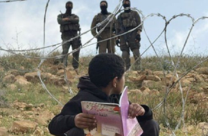 مقبوضہ مغربی کنارے میں اسرائیلی فوجیوں کا فلسطینی بچوں کے خلاف تشدد