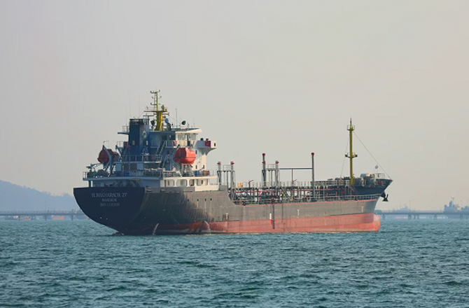 ہرمز سے مقامی کرنسی میں ٹرانزٹ فیس کے ذریعے۱۵؍ ارب ڈالر تک آمدنی ممکن: ایران