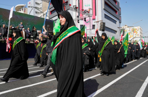ایران نے اپنی فضائی حدود بھی جزوی طور پر کھول دی