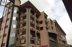 غریب طالبات کی ٹیوشن فیس معاف کرنے میں کالسیکر کالج کا ٹال مٹول کا رویہ