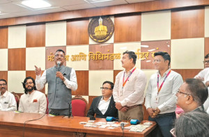 ’’اولا ، اوبر اور ریپیڈو   ڈرائیوروں کیلئے بھی مراٹھی لازمی ہو گی‘‘