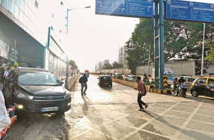 ممبئی سینٹرل بریج کا نیا ڈیزائن آسانی سے زیادہ پریشانی کا سبب!