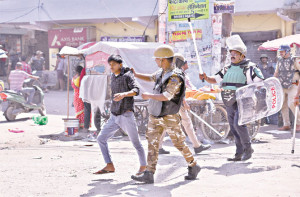  نوئیڈا میں مزدوروں کے احتجاج کو سرکارنےمنظم سازش قراردیا،پاکستانی کنکشن کی تلاش