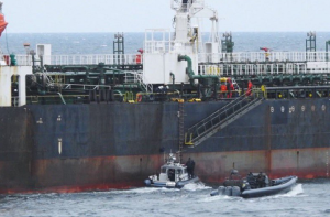 امریکی پابندیوں کی رعایت ختم ہونے پر بھی ہندوستان روسی تیل خریدتا رہے گا: رپورٹ