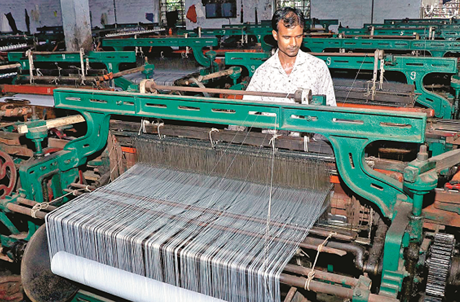 بھیونڈی: مغربی ایشیا میں کشیدگی سے ٹیکسٹائل صنعت مفلوج