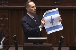 اسرائیل کی نسل کشی کی مذمت پر سزا دی جارہی ہے: پولینڈ کے قانون سازکا عزم برقرار